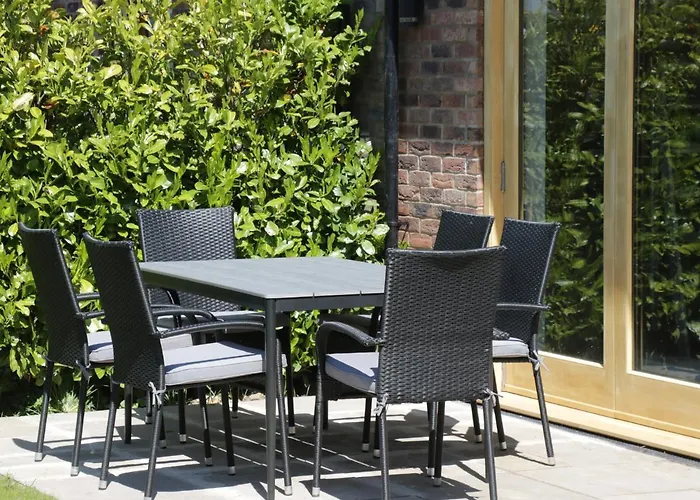 Kaitkyella Scarborough